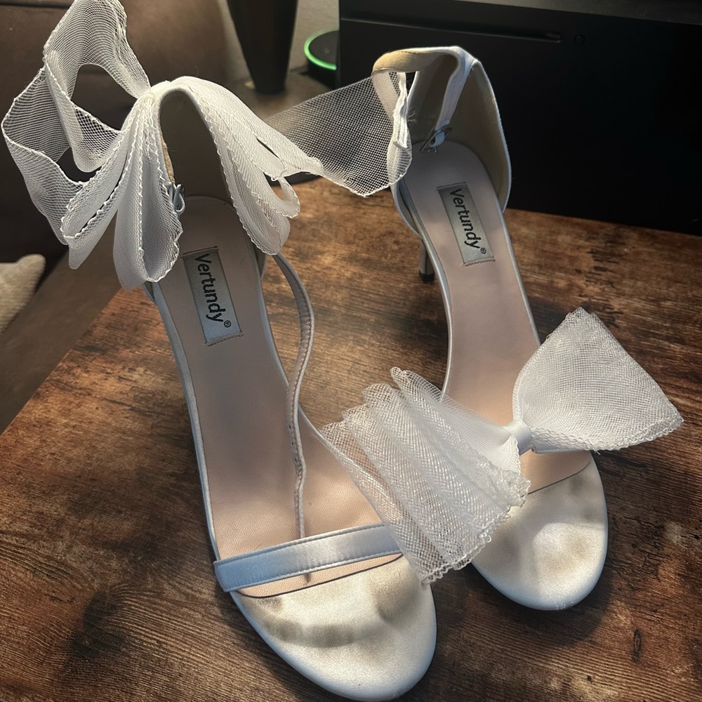 Amazon White Mesh Bow Heels